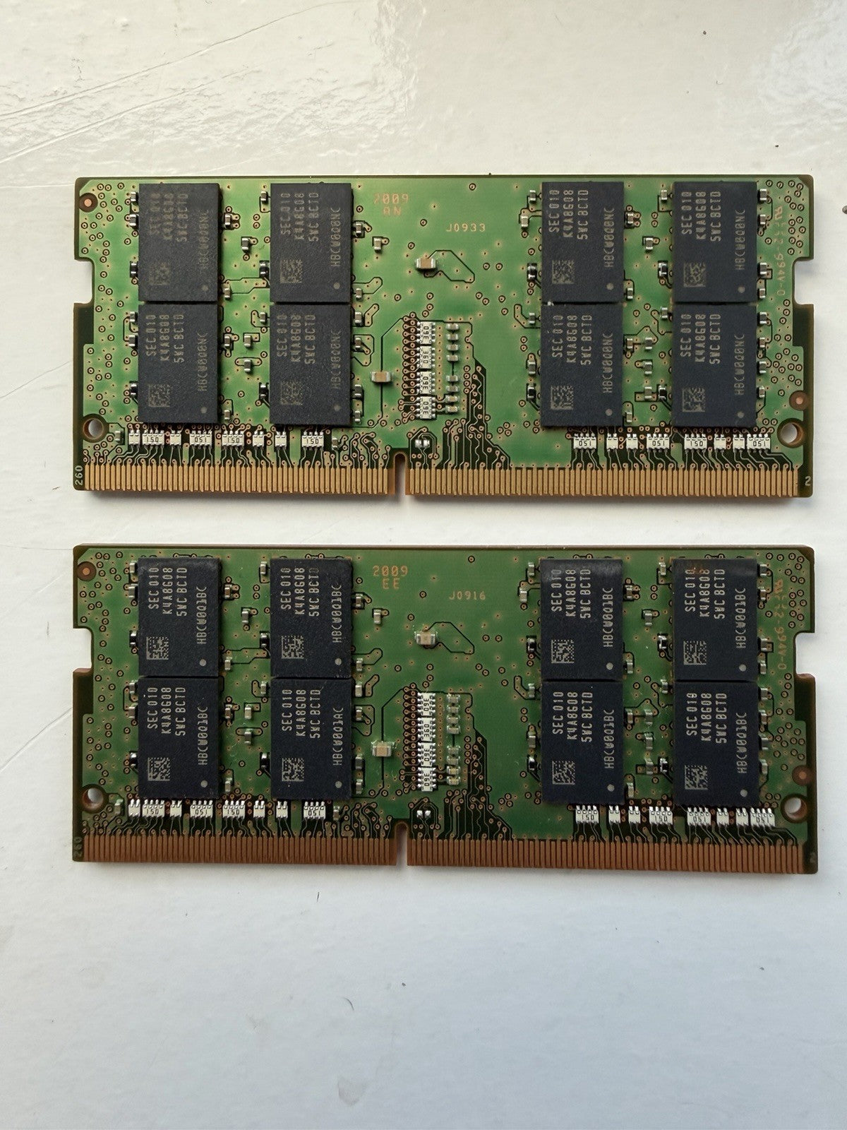 32GB Kit (2x16GB) Samsung DDR4 2666MHz Laptop RAM SODIMM PC4-2666V 2Rx8 Memory