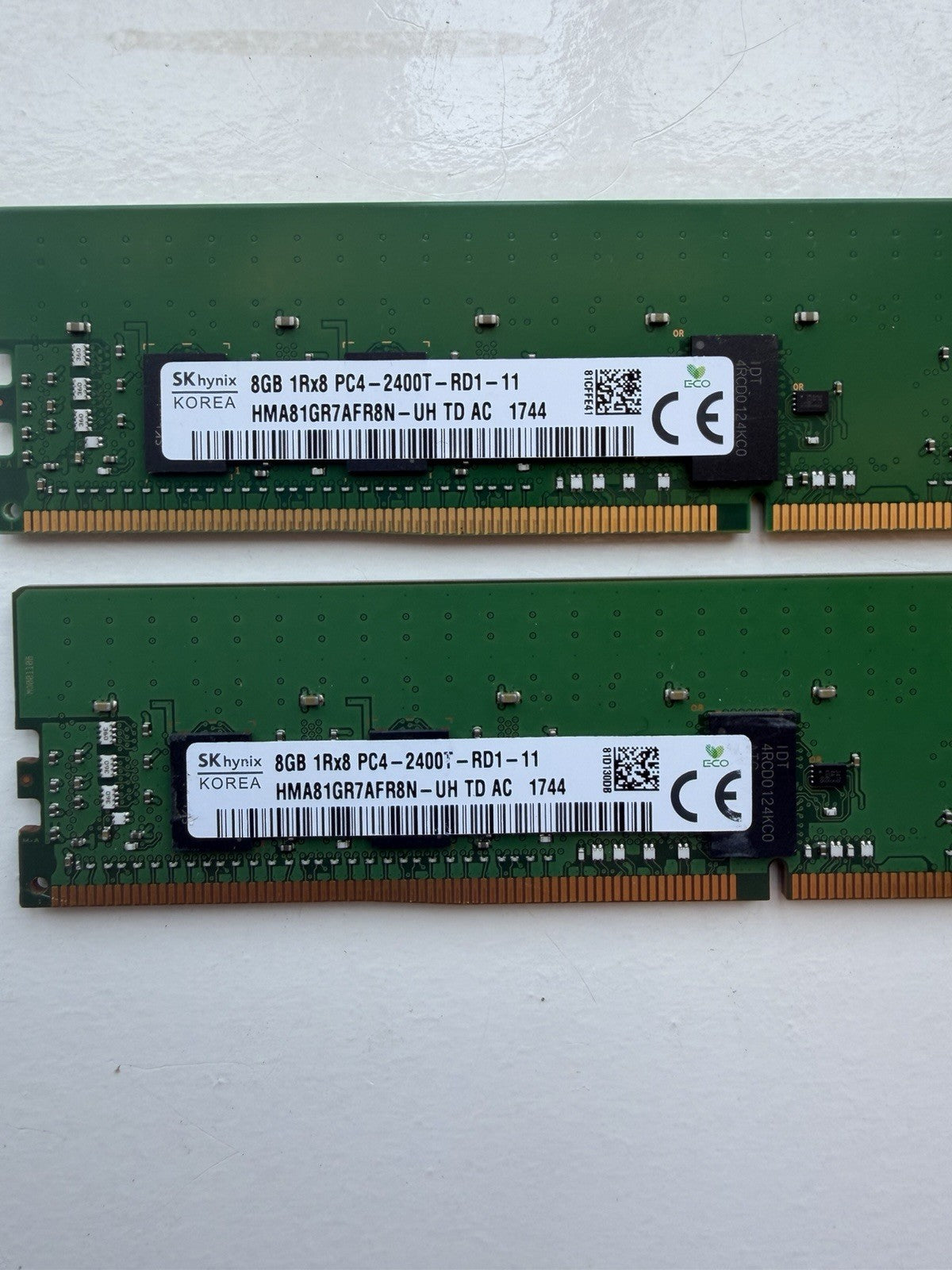 16GB Kit (2x8GB) SK hynix DDR4 ECC Registered Server RAM PC4-2400T RDIMM