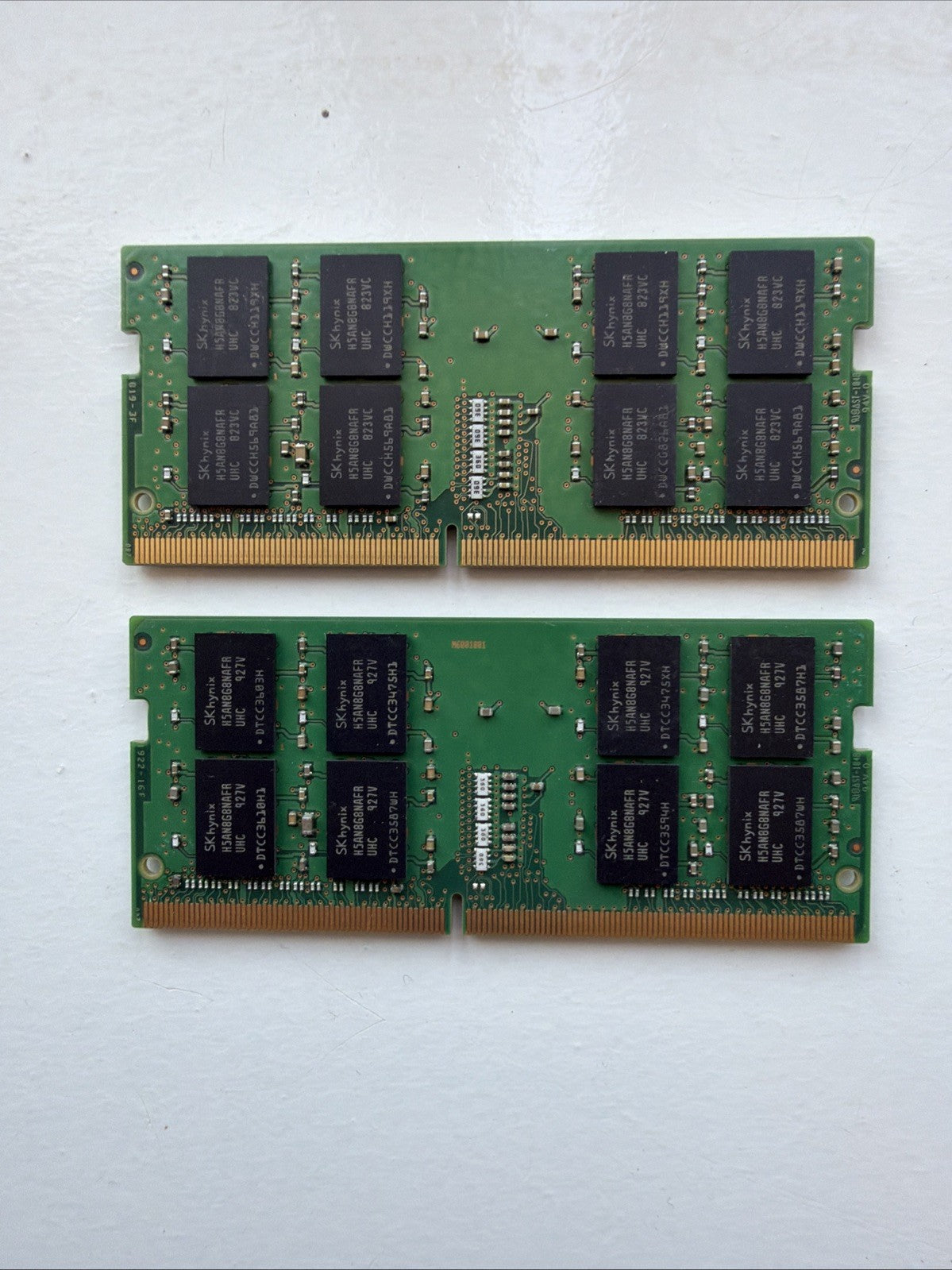 32GB Kit (2x16GB) SK hynix DDR4 2400MHz Laptop RAM PC4-2400T SODIMM 2Rx8